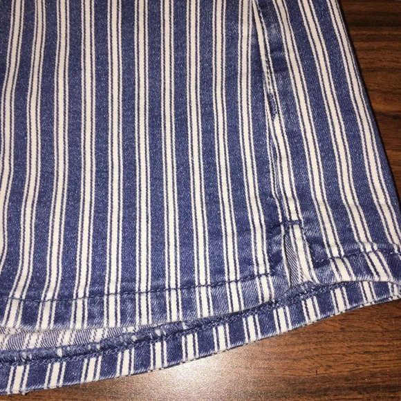 American Eagle Ne(x)t Level Hi-Rise Shortie Denim Shorts Stretch Size 2. - Picture 11 of 14